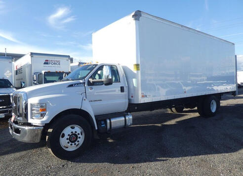 2022 Ford F-750 26'ft body, $95,999 Maxon BMRAW-55 5,500lbs Rail gate, 33,000Lbs GVW Body Type Regular Cab Chassis-Cab Stock # 176435 Model F-750 Location Langley KM 59247 Fuel DIESEL